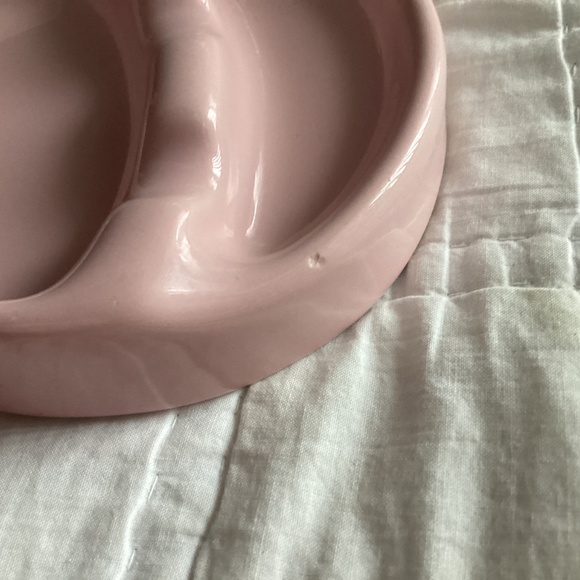 LIGHT PINK CERAMIC MID CENTURY MODERN LOOK ASHTRAY - Picture 7 of 7
